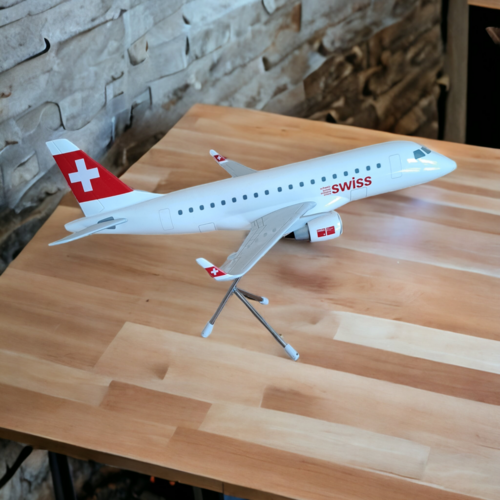 Swiss Embraer ERJ170 1:100